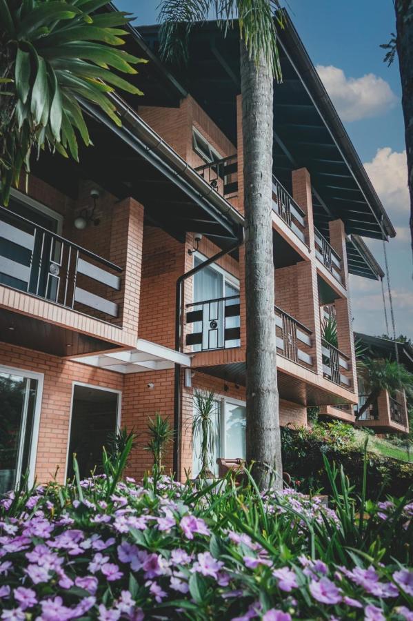 Village Du Lac Hotel Помероди Екстериор снимка