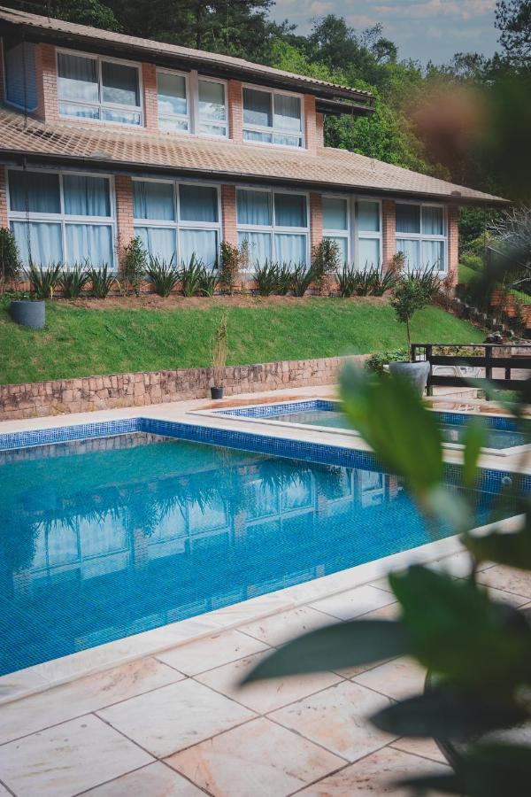 Village Du Lac Hotel Помероди Екстериор снимка