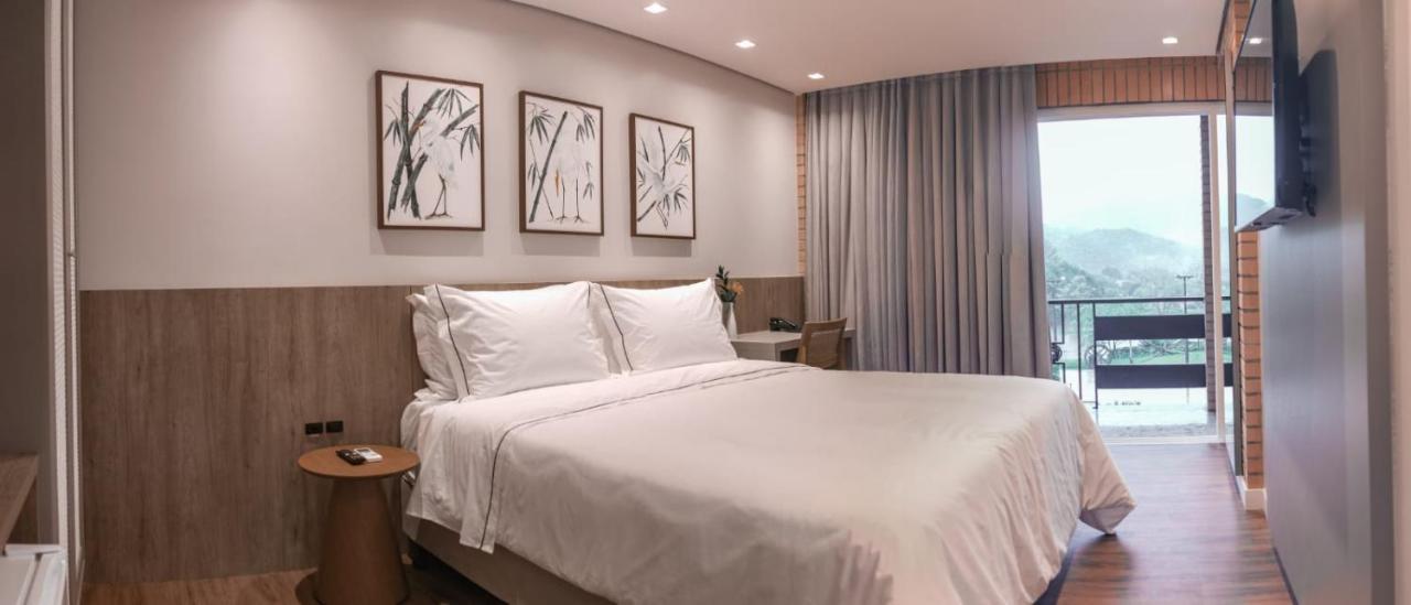 Village Du Lac Hotel Помероди Екстериор снимка